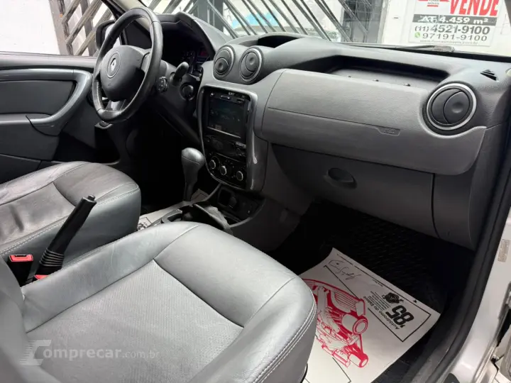 DUSTER 2.0 Tech Road II 4X2 16V