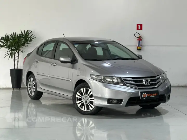 CITY 1.5 LX Sedan 16V
