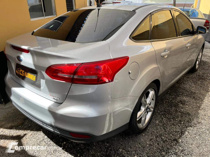 FOCUS 2.0 SE Sedan 16V