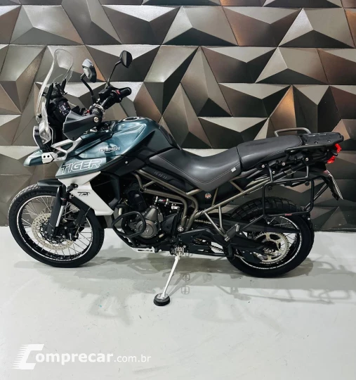 TIGER 800 XCA