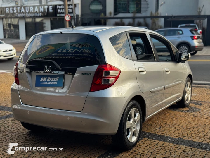 FIT 1.4 LX 16V