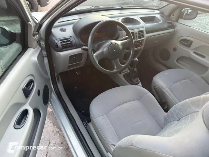 Clio Authentique 1.0 8V 3p