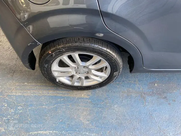 CHEV SONIC LTZ HB MT