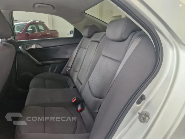 Cerato Sedan 1.6 16V 4P SX3 AUTOMÁTICO