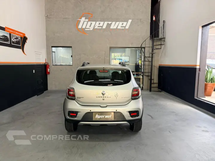 SANDERO 1.6 16V SCE Stepway