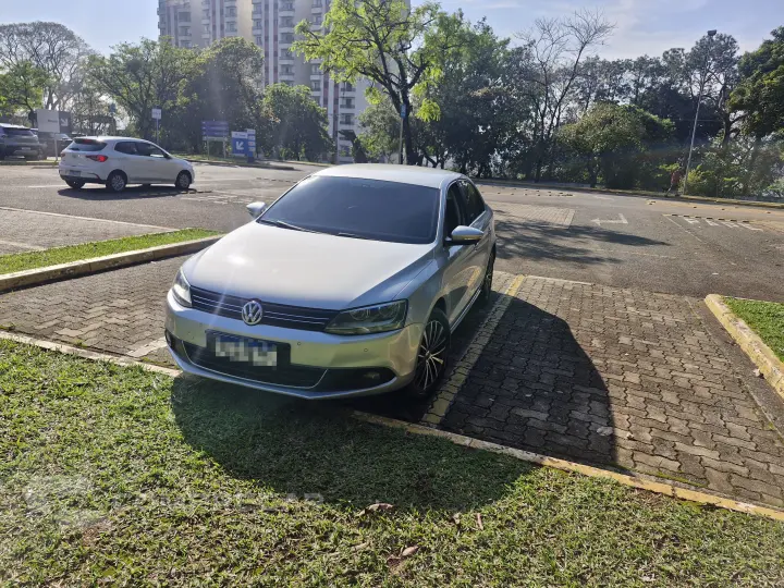 JETTA 2.0 TSI Highline