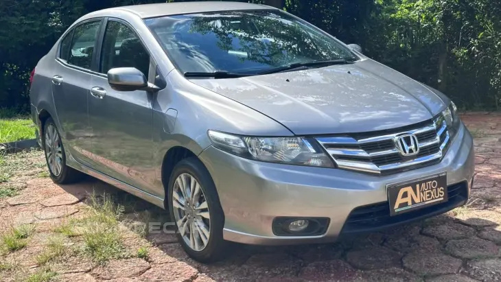 CITY 1.5 LX Sedan 16V