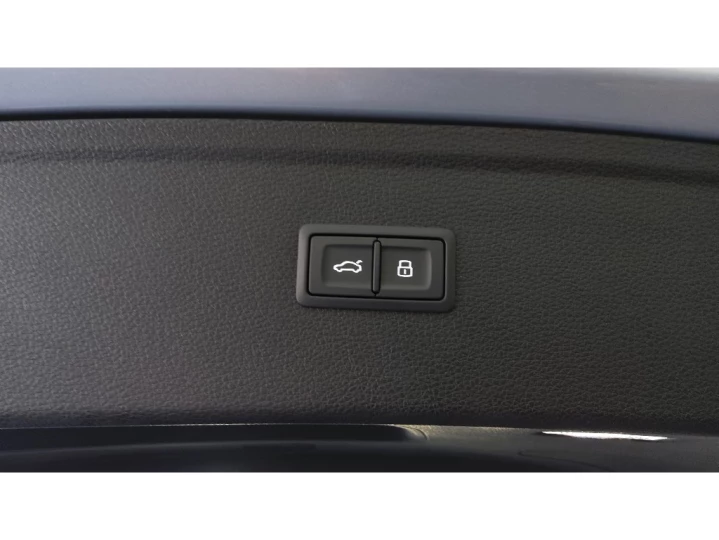Q5 2.0 45 TFSI GASOLINA S LINE BLACK QUATTRO S TRONIC