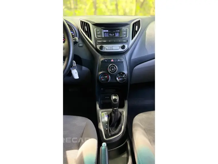 HB20S 1.6 COMFORT PLUS 16V FLEX 4P AUTOMÁTICO