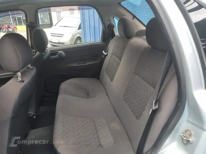 CORSA 1.0 MPFI Classic Sedan 8V