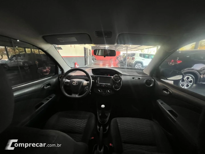 Etios Sedan 1.5 16V 4P FLEX XLS