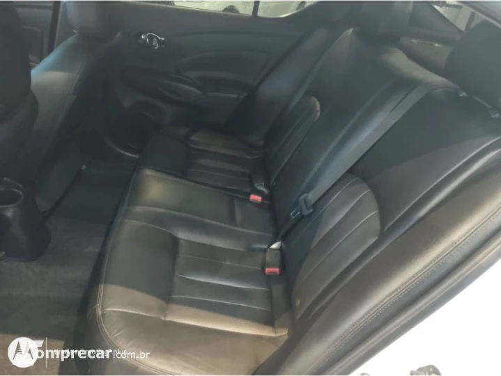 VERSA 1.6 16V FLEX UNIQUE 4P XTRONIC