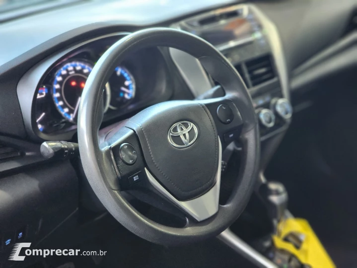 YARIS 1.5 16V Sedan XL