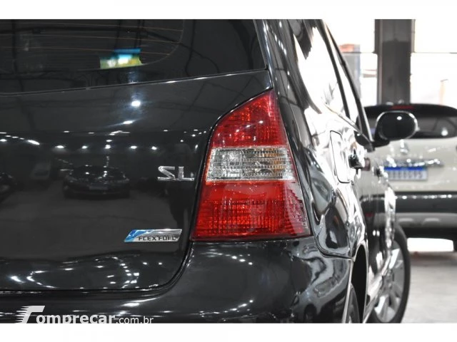 LIVINA - 1.8 SL 16V 4P AUTOMÁTICO