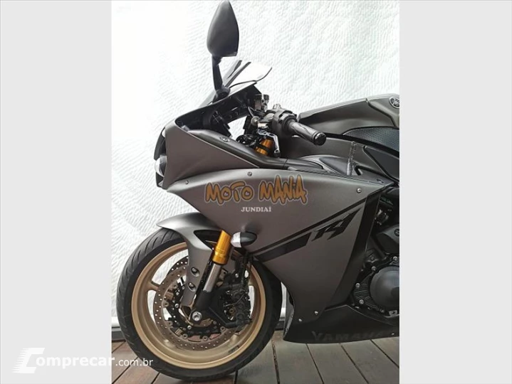 YZF R1