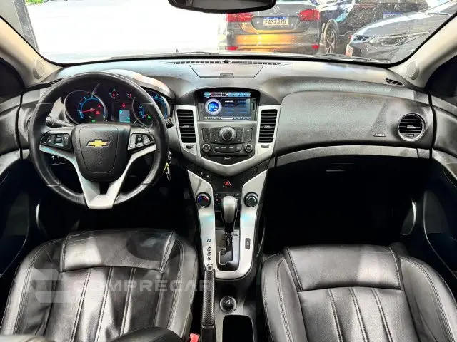 CRUZE HATCH - 1.8 LT SPORT6 16V 4P AUTOMÁTICO