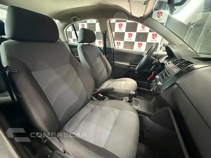 POLO SEDAN 1.6 MI 8V FLEX 4P MANUAL