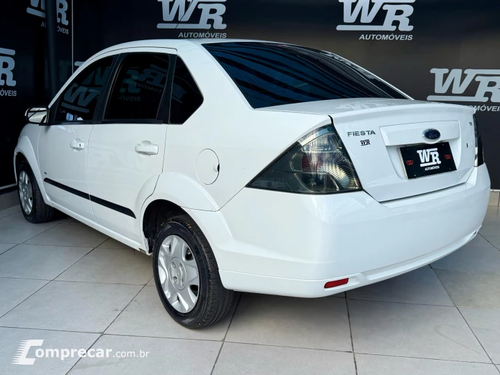FIESTA 1.6 MPI Sedan 8V
