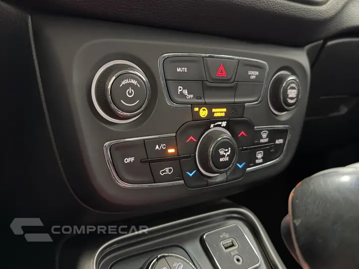 COMPASS 2.0 16V DIESEL LONGITUDE 4X4 AUTOMÁTICO