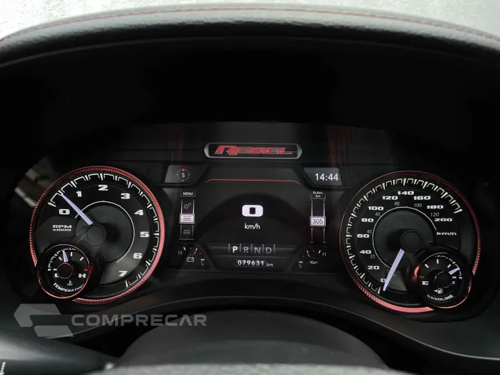 1500 5.7 V8 GASOLINA REBEL CD 4X4 AUTOMÁTICO