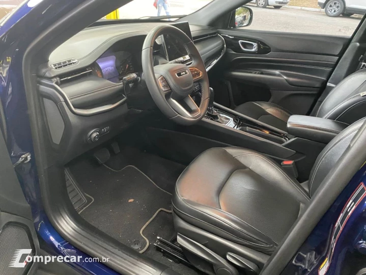 Compass 1.3 16V 4P FLEX LONGITUDE 80 ANOS T270 TURBO AUTOMÁT