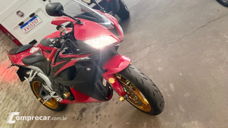 CBR 600 RR