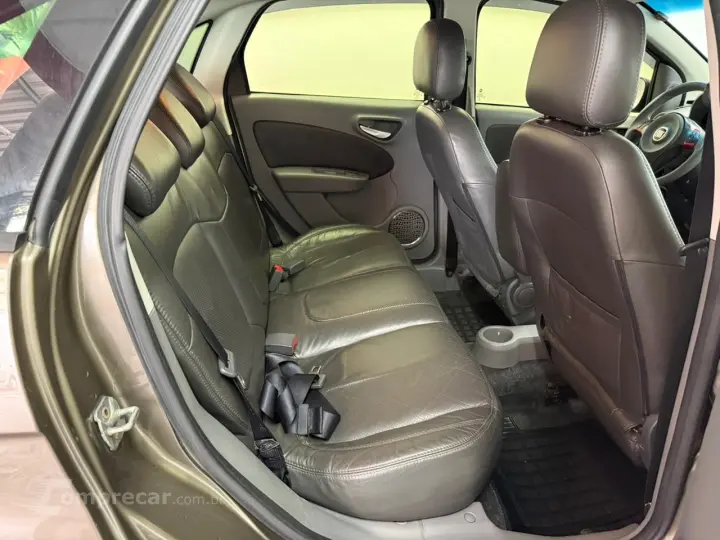 Grand Siena ESSENCE 1.6 Flex 16V