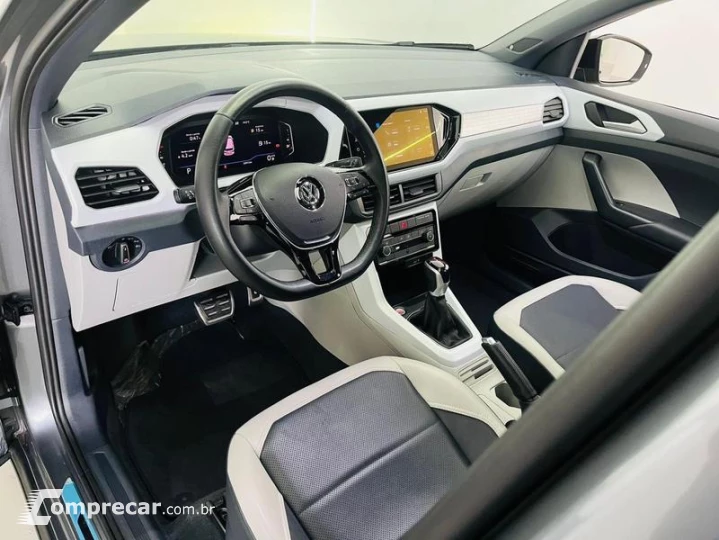 T CROSS HL TSI AE