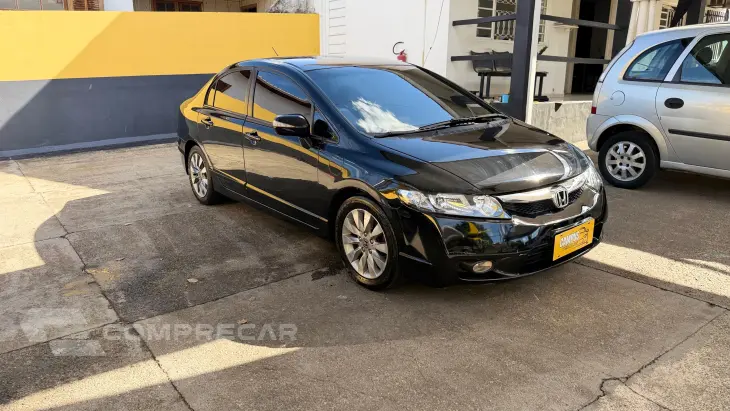 CIVIC 1.8 LXL 16V