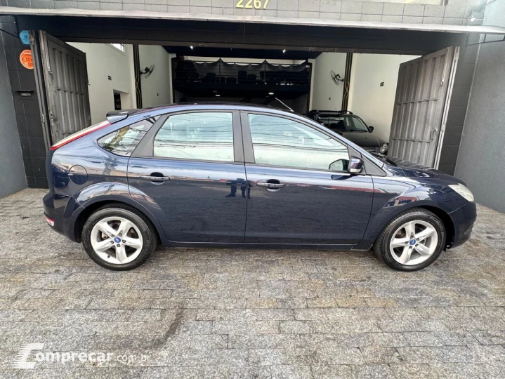 Focus 2.0 16V/SE/SE Plus Flex 5p Aut.