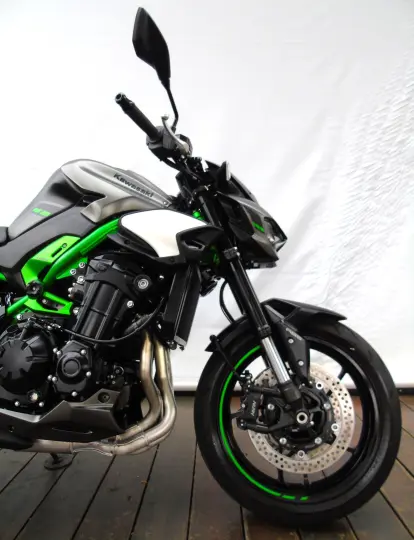 KAWASAKI Z900 ABS