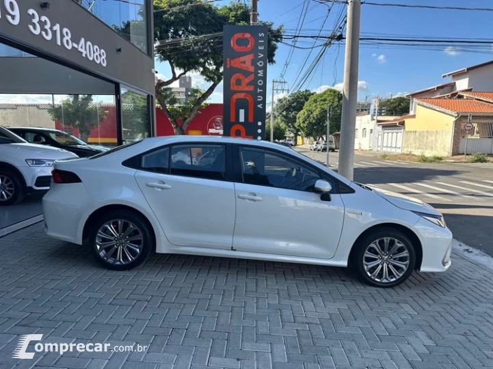 COROLLA 1.8 VVT-I Hybrid Altis
