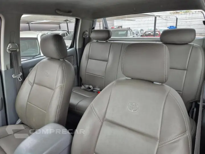 HILUX CD4X2 SRV