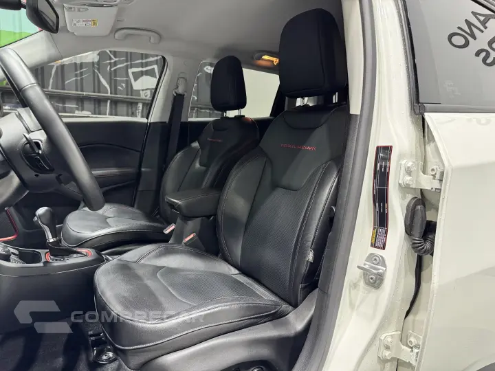 COMPASS 2.0 16V DIESEL TRAILHAWK 4X4 AUTOMÁTICO