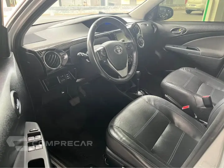 ETIOS SEDAN PLATINUM