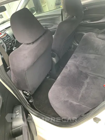 CITY 1.5 LX Sedan 16V