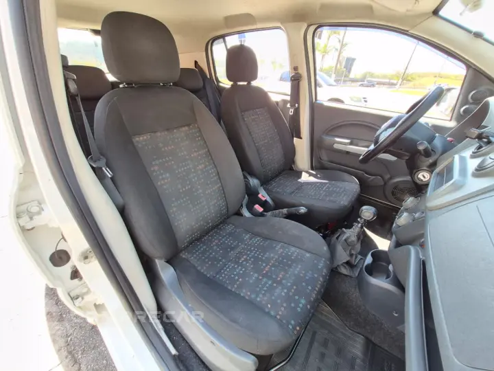 UNO 1.0 EVO Vivace 8V