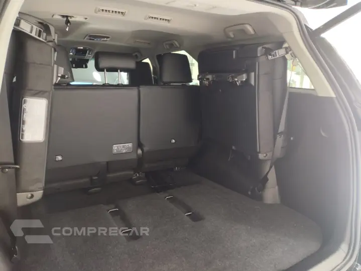 HILUX SW4 SXR PLATINUM 7 LUGARES