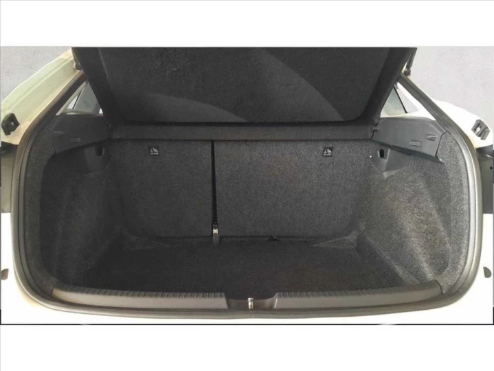 NIVUS 1.0 200 TSI TOTAL FLEX COMFORTLINE AUTOMÁTI