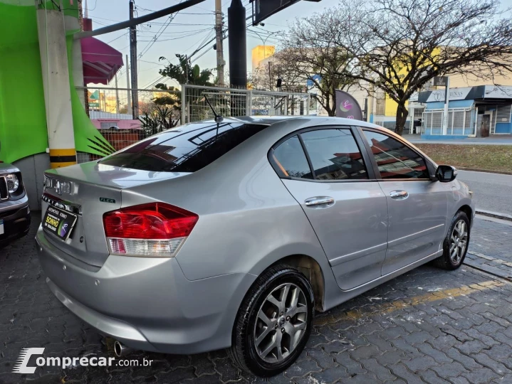 HONDA CITY 1.5 EX AUTOMÁTICO 16V