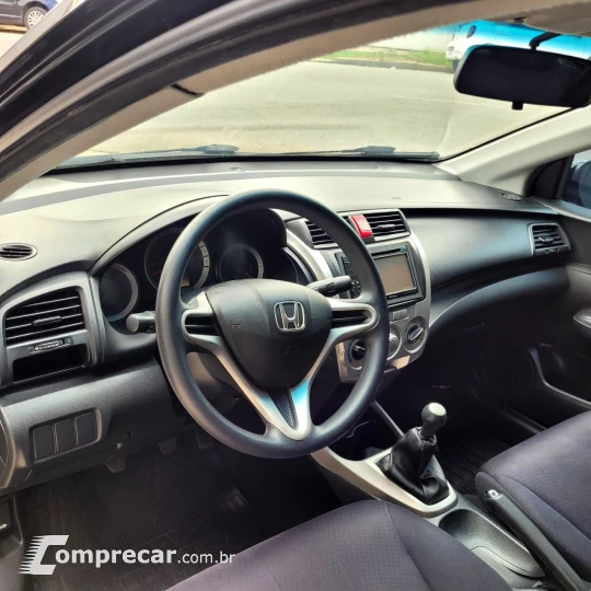 CITY Sedan DX 1.5 Flex 16V Mec.