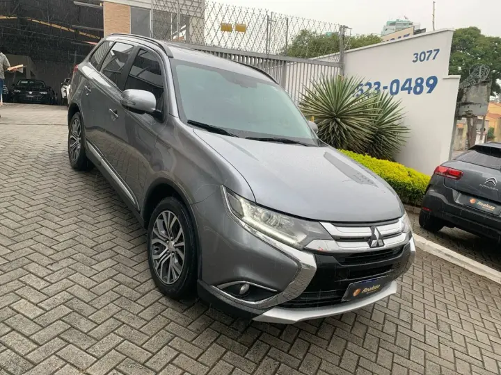 OUTLANDER 2.0 16V 160cv Aut.