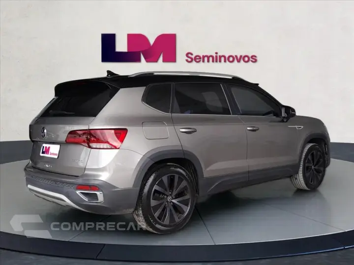 TAOS 1.4 250 TSI TOTAL FLEX HIGHLINE AUTOMÁTICO