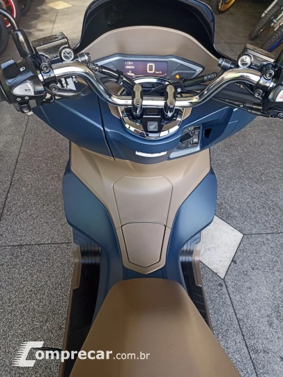 PCX 160 DLX
