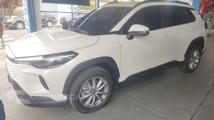 TOYOTA CROSS  XR