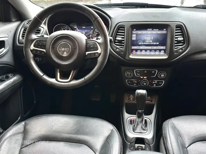 COMPASS 2.0 16V FLEX LONGITUDE AUTOMÁTICO