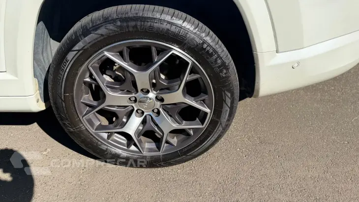COMMANDER 1.3 T270 Turbo Overland