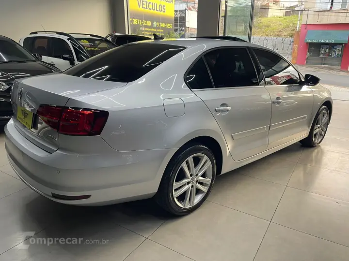 JETTA 2.0 TSI Highline