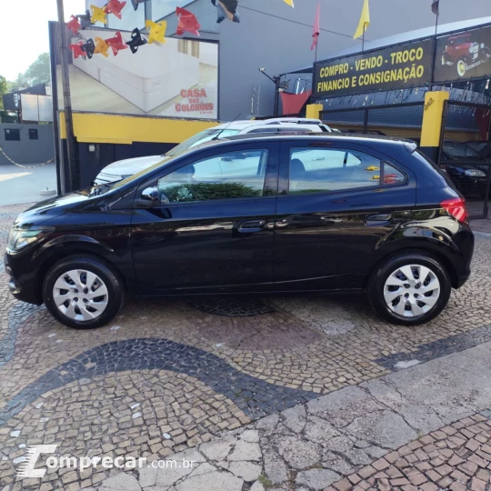 ONIX HATCH LT 1.4 8V FlexPower 5p Mec.