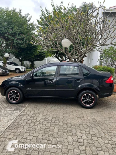 FIESTA 1.6 MPI Class Sedan 8V